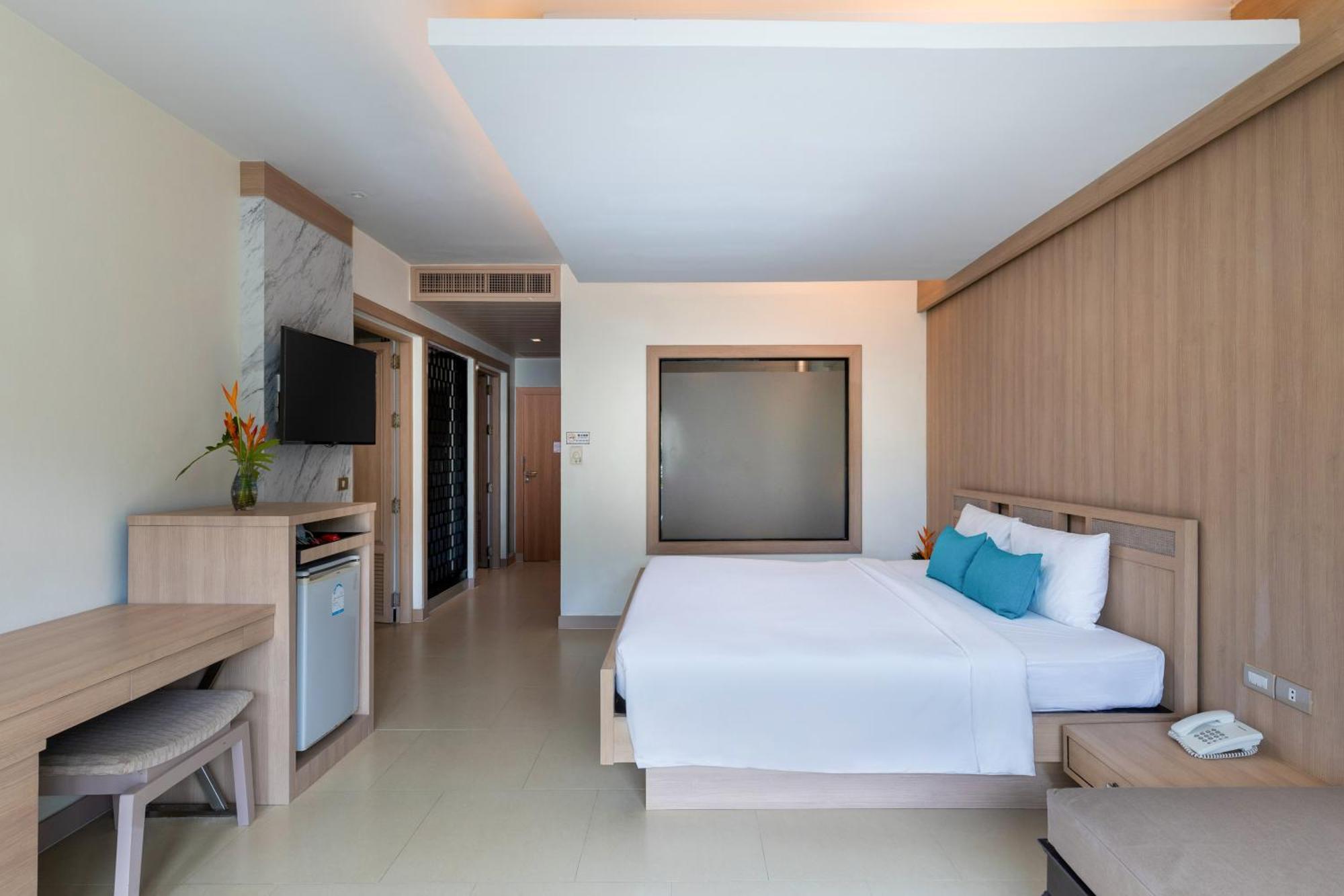 Krabi Tipa Resort - SHA EXTRA PLUS Ao Nang Quarto foto